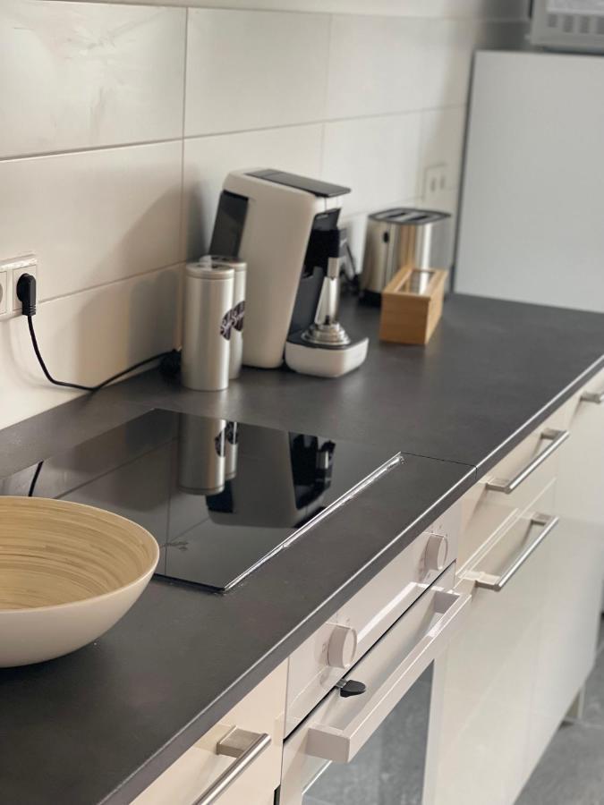 Modern * Zentral * Netflix * Arbeitsplatz Apartamento Wuppertal Exterior foto